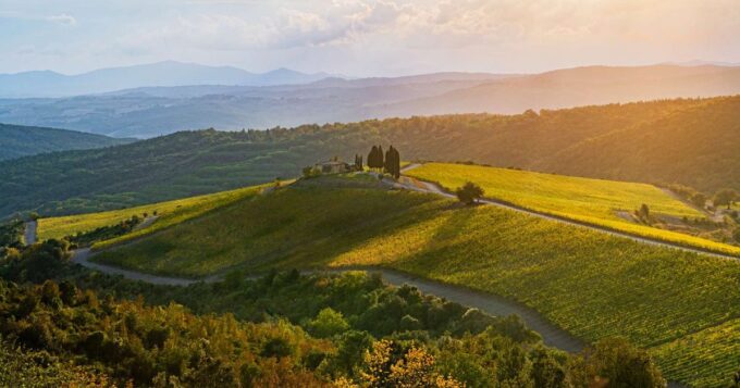 Jelajahi Pesona Castiglion del Bosco: Surga Tuscan untuk Liburan yang Tak Terlupakan!
