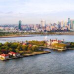 Nikmati Sehari Sempurna di Jersey City: Mulai dengan Sandwich Pork Roll Raksasa yang Menggoda!