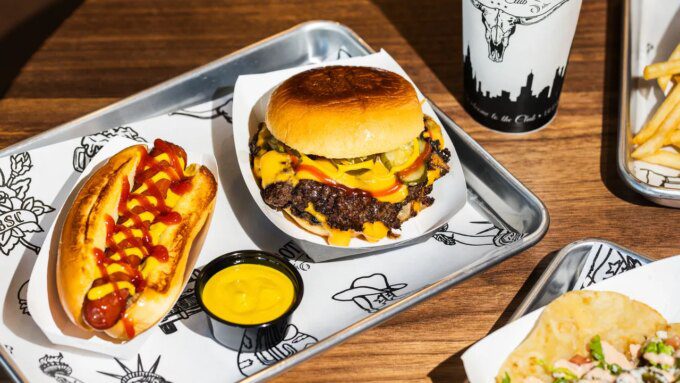 Cinta Burger? Ini Tempat Terbaik di New York untuk Memuaskan Hasratmu!