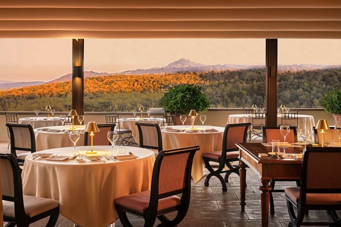 A beautiful al fresco restaurant in Italy