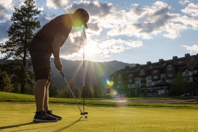 Tamarack Resort’s Osprey Meadows Dinobatkan Sebagai Lapangan Golf Terbaik yang Bisa Kamu Coba di Idaho!