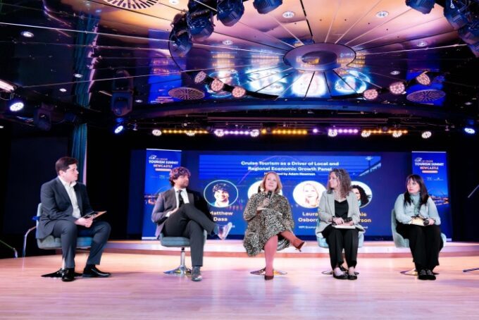 Menteri Pariwisata Serukan Peningkatan Wisata Kapal Pesiar Inggris di Puncak Acara CLIA’s Cruise Tourism Summit!