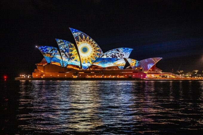 Sydney Bersinar Lebih Cerah dari Sebelumnya saat Vivid Sydney 2026 Dimulai!