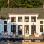 11 Airbnb Musim Panas Menarik Dekat NYC dengan Akses ke Kolam Renang, Danau, dan Pantai!