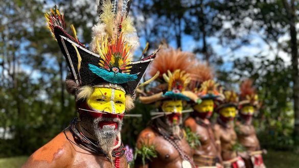 Jelajahi Keajaiban: New Paths Expeditions Umumkan Ekspedisi Papua Nugini 2027!