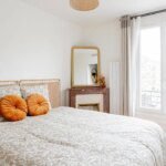 Saat Pindah ke Paris, Airbnb Nyaman Ini Bikin Aku Merasa Seperti Penduduk Lokal!