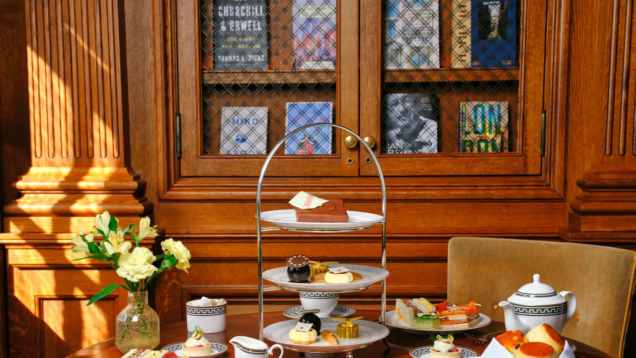 Temukan Bisa Terbaik: Rekomendasi Tea Afternoon Paling Hits di London dari Tim Editor Kami!