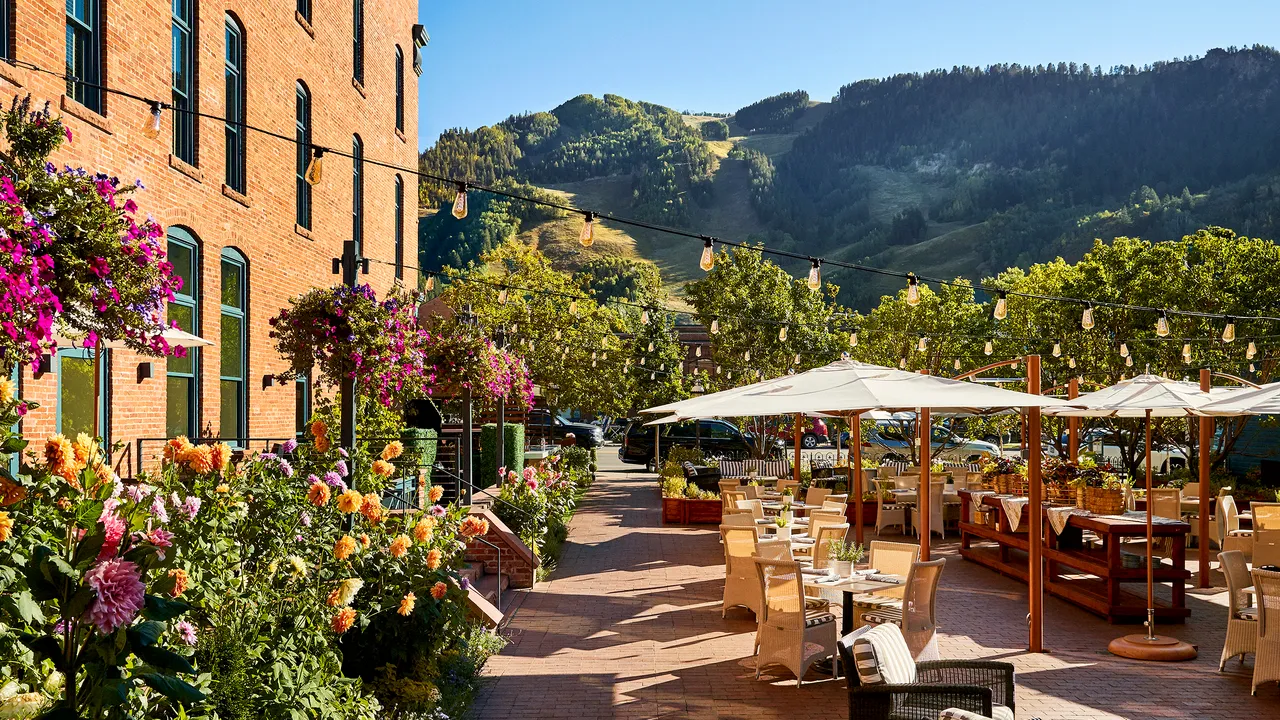 Musim Panas di Aspen: Temukan Kesenangan Kuliner Sambil Menikmati Petualangan Outdoor!