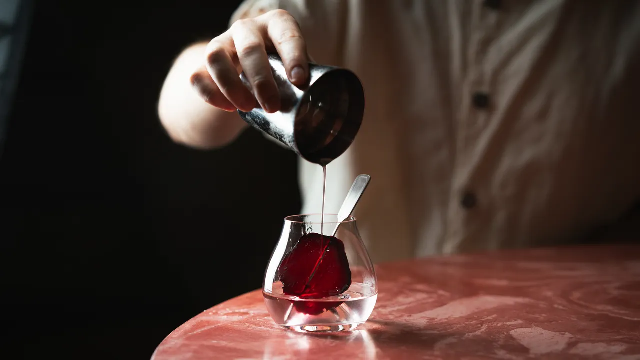 Bar Paling Keren di Paris untuk Nikmati Craft Cocktail Tanpa Alkohol!