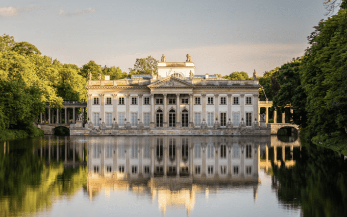 Poland: Destinasi Solo Travel Wanita yang Wajib Ada di Daftar Impianmu!