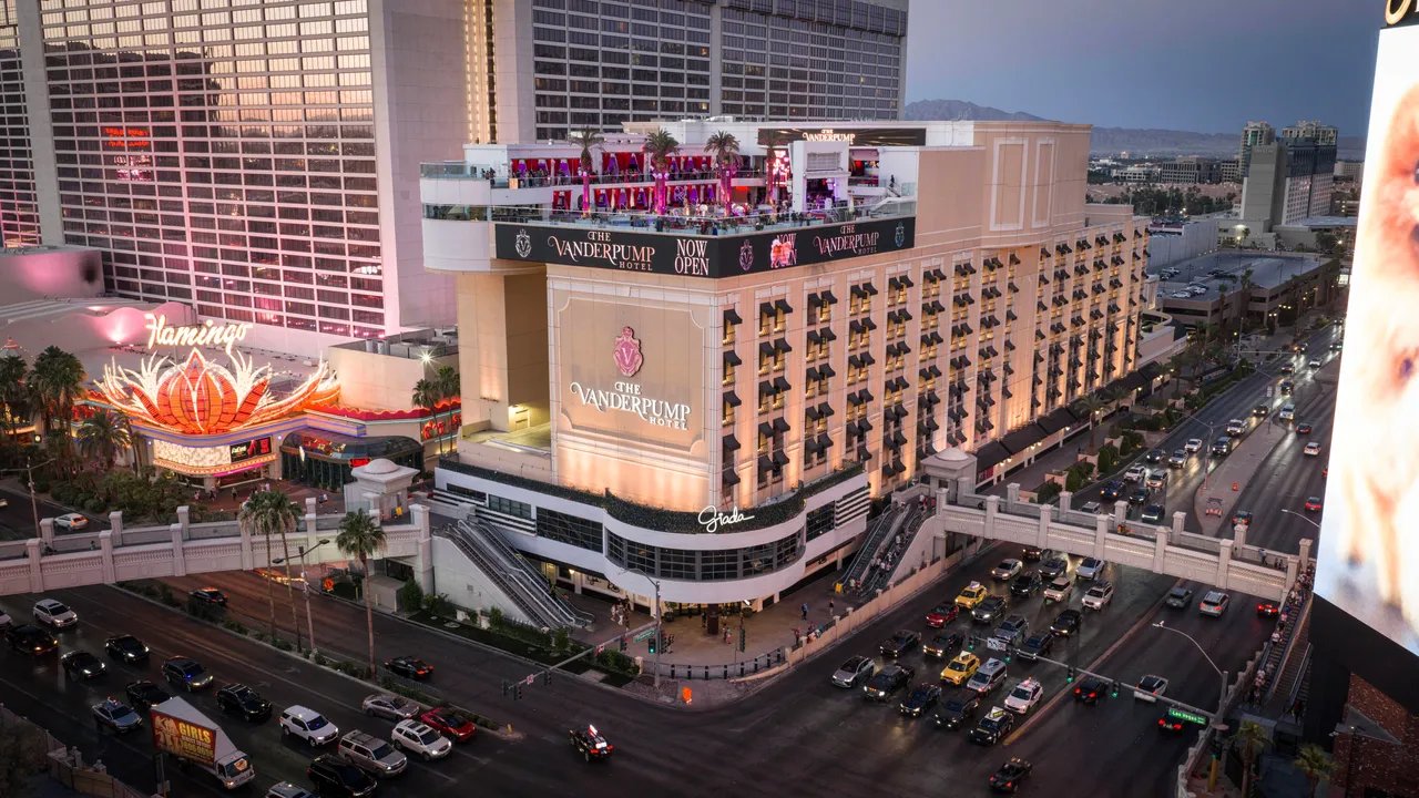 48 Jam Seru di Hotel Vegas Mimpi Ajaib Lisa Vanderpump