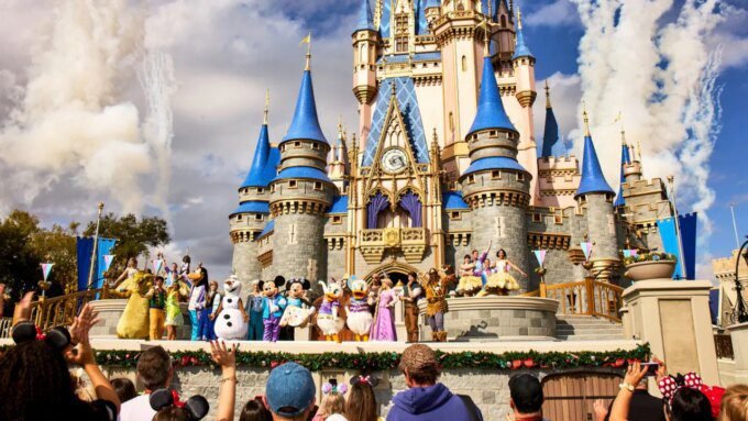 Menemukan Keajaiban yang Tak Terlupakan di Kunjungan Pertama ke Disney World!