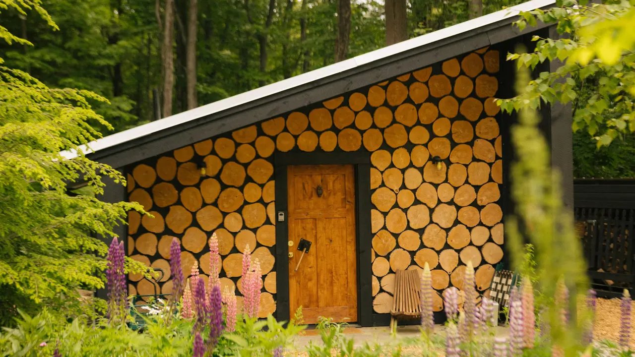7 Pilihan Airbnb di Lake George untuk Liburan Berkesan di Adirondacks!