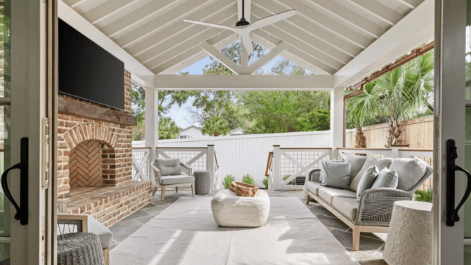 21 Pilihan Terbaik Airbnb di Charleston: Dari Vila Berwarna-warni hingga Rumah Bersejarah!