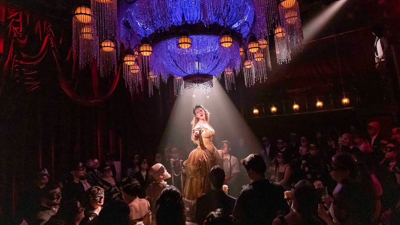Teater Terbaik di New York City untuk Ditonton Sekarang—On dan Off Broadway!