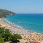 12 Pantai Terbaik di Roma yang Wajib Kamu Kunjungi Seperti Orang Lokal!
