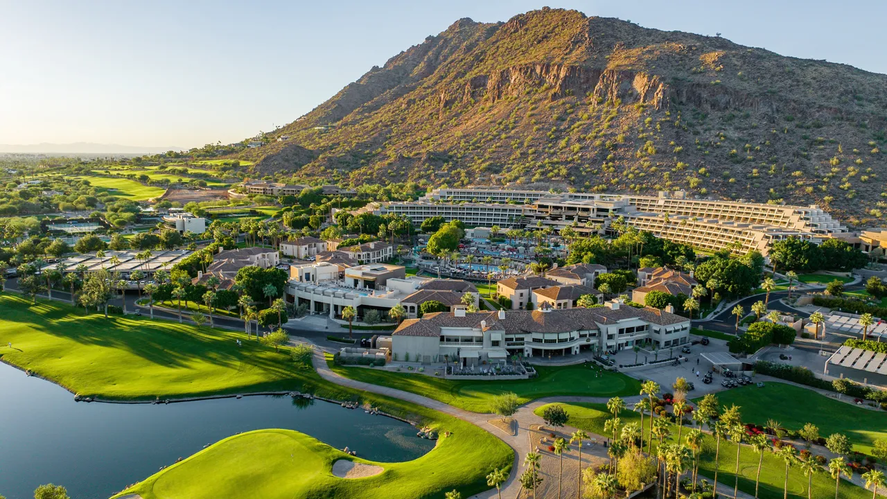 11 Hotel Ramai yang Wajib Diketahui oleh Para Penggemar Golf!