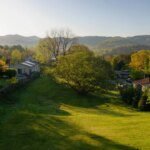 Ayo Cek Rental Menakjubkan di Blue Ridge Mountains untuk Liburan Musim Gugur Pertama Kamu!