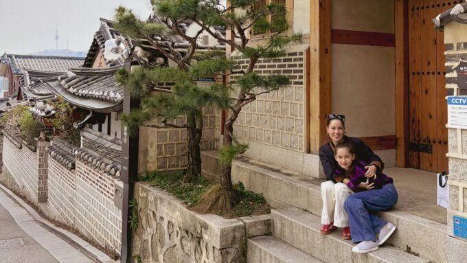 Panduan Liburan Ibu dan Anak Remaja: Menyelami K-Beauty, Hanbok, dan Brooklyn-nya Seoul!