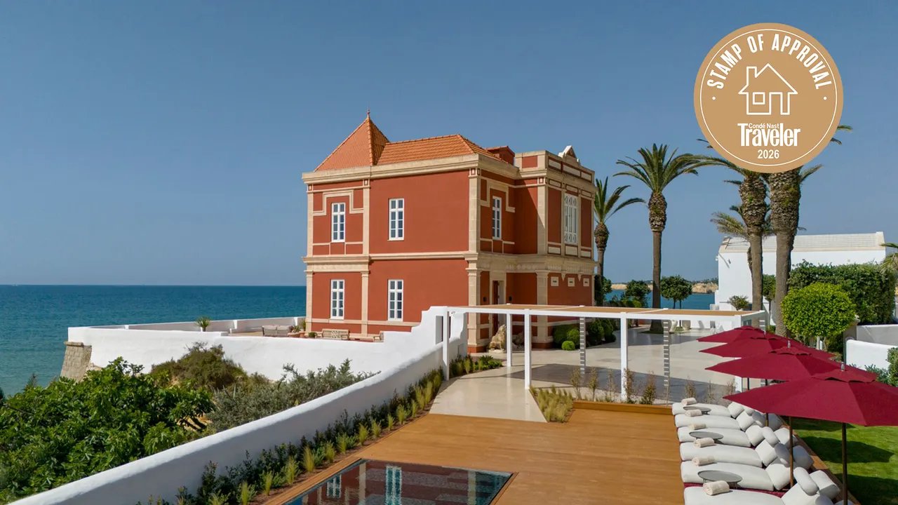 Villa Keluarga Impian: Temukan Surga Tersembunyi di Algarve yang Menawan!