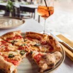 Rasakan Keajaiban Pizza: Tempat Terbaik Menikmati Margherita Asli di Naples, Italia!