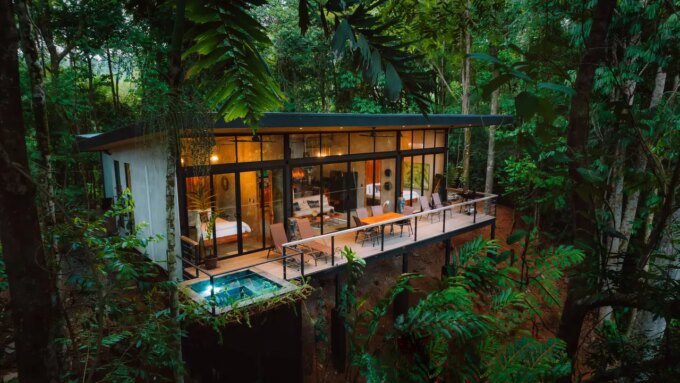 Temukan Airbnb Terbaik di Costa Rica Dekat Hutan Awan, Tempat Surfing, dan Gunung Berapi Tinggi!