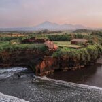 28 Hotel Terbaik di Bali: Mulai dari Vila dengan Pemandangan Laut Hingga Pelarian di Tengah Hutan!