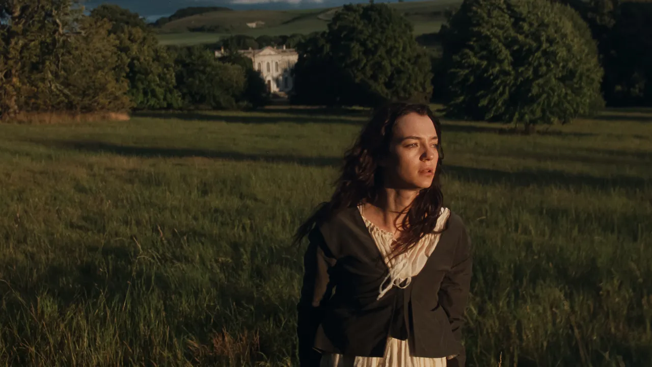 Film Baru Sense and Sensibility Ajak Kita Menelusuri Keindahan Pedesaan Devon dan Dorset!